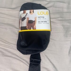 Lolë belt bag- NWT
